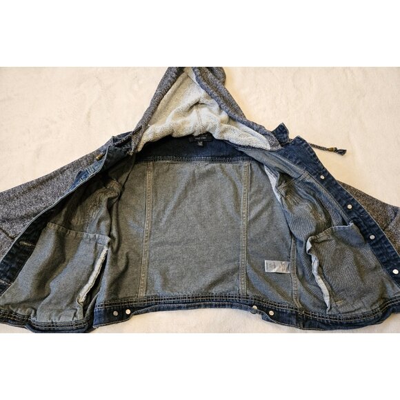 Silver Jeans Co. Women’s Hooded Jean Jacket - Size Large - Removable Hood - Picture 5 of 13